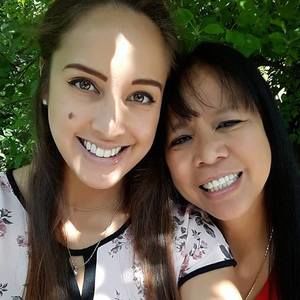 Meet your Posher, Jenn